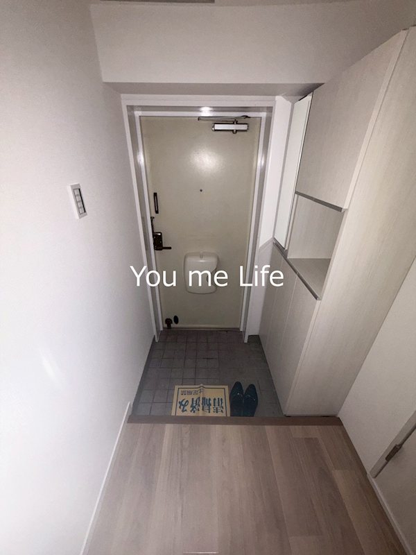 フォンテーヌ緑園 玄関