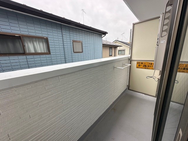 ひなたと春風のラテ ベランダ