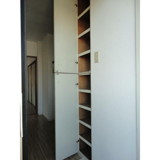 ガーデンハウス東戸Ａ 玄関