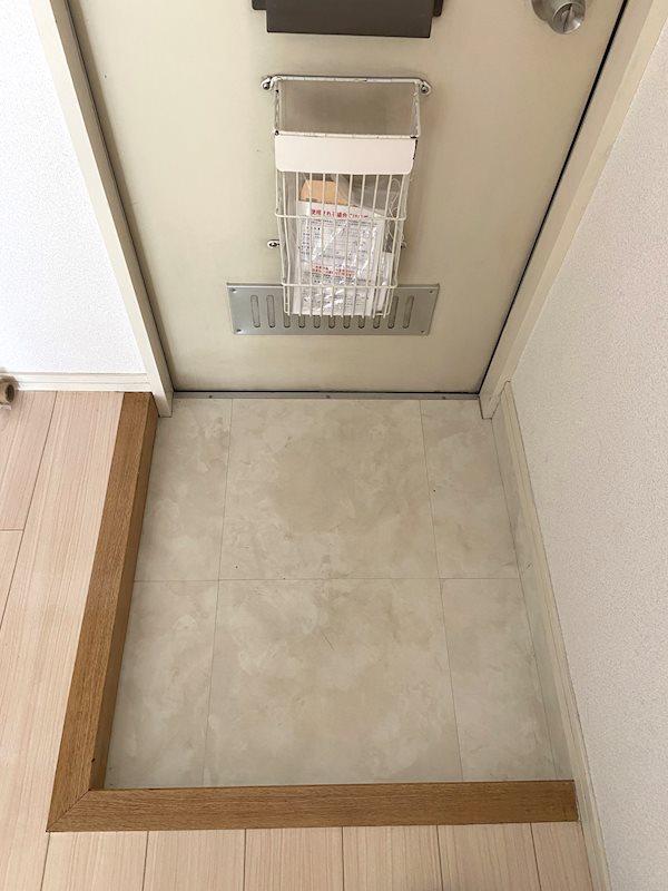 コーポジュネスA棟 玄関