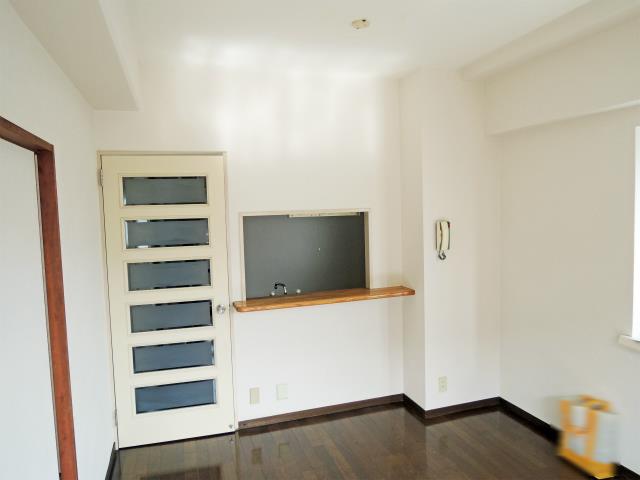 ＮＩＣライブステイツ戸塚ガーデン リビング