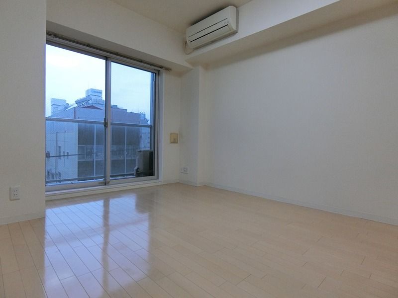 Ｓ－ＦＯＲＴ小田原栄町 リビング