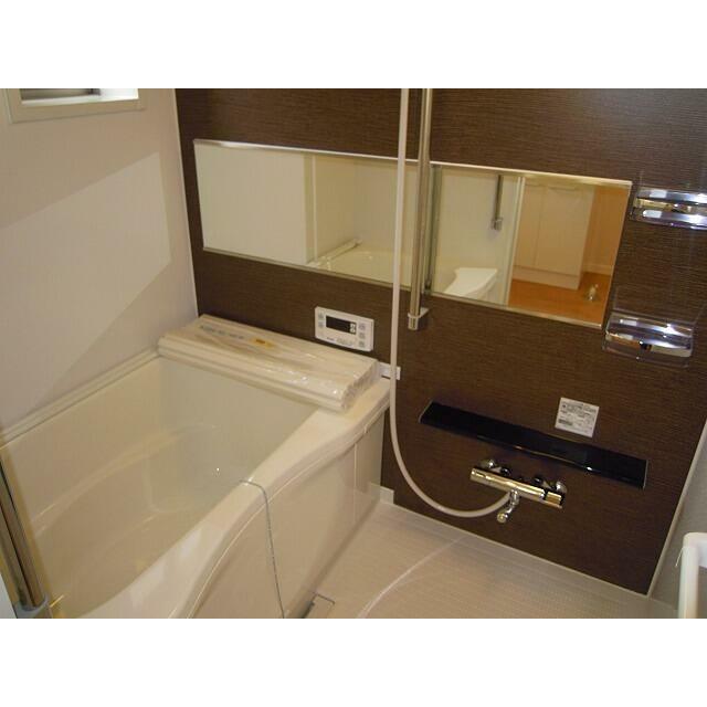 シャーメゾンＡ 風呂画像