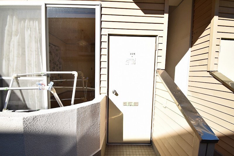 ＬコートＫ 玄関