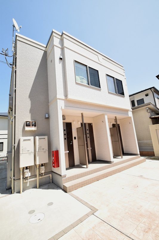 エントヴィッケルン 202号室 外観