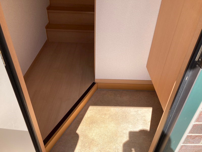 コンフォートプレジオ 玄関