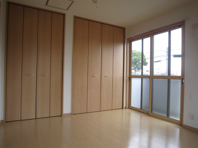 コンフォートプレジオ ベッドルーム