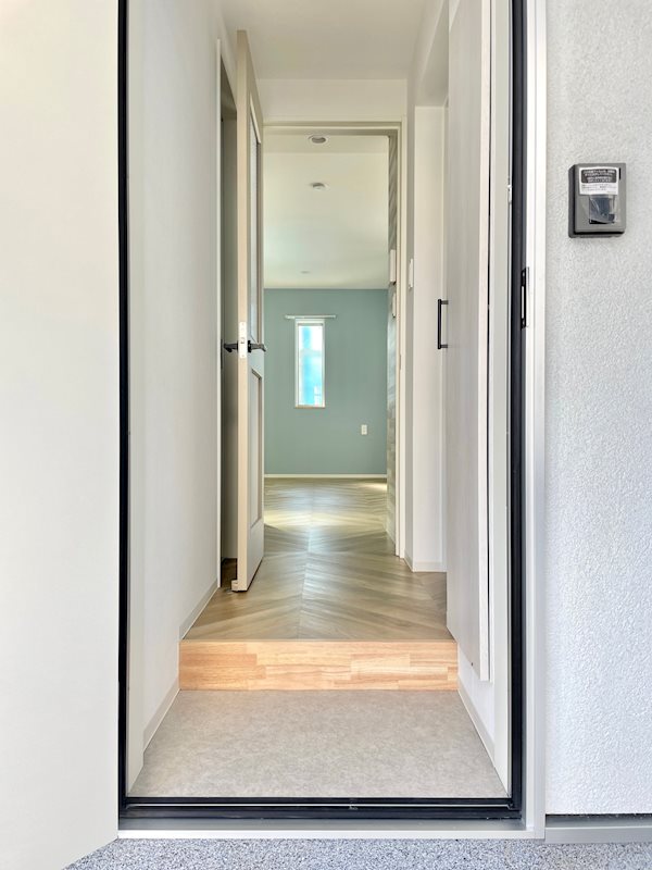 GRISJA(グリシア) 玄関