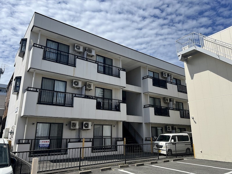 ジュネス内海 外観