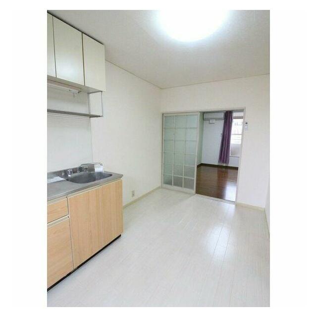 セントネージュ飯山 リビング