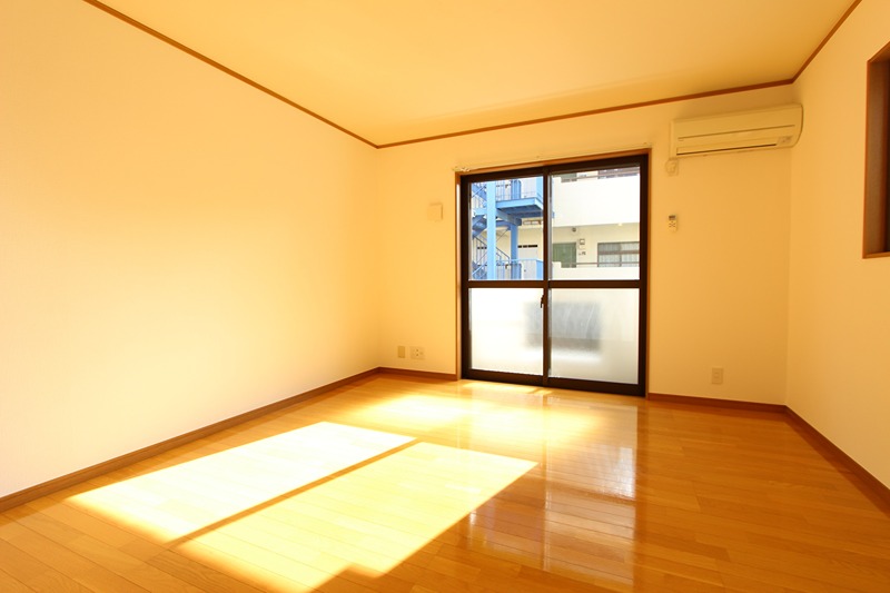 アンディ リビング