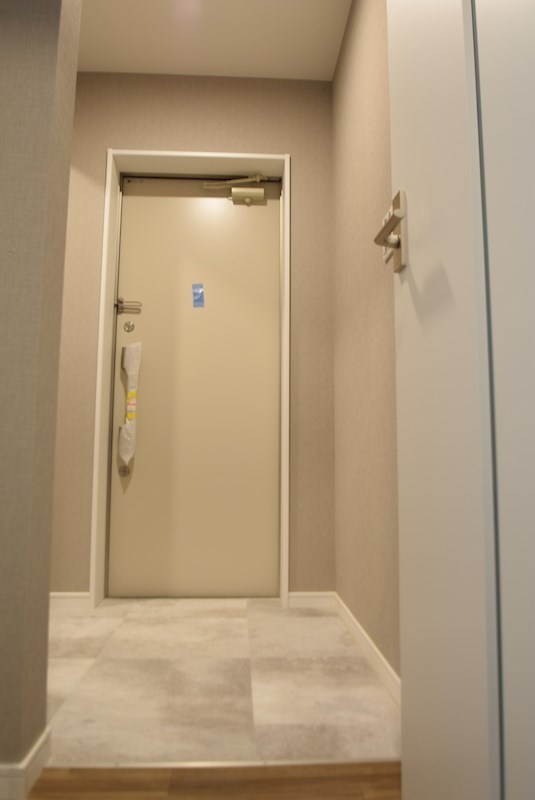 こゆるぎＲ／Ｔ  玄関