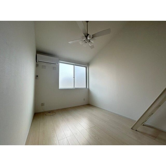 アートハウス東海大学前 リビング