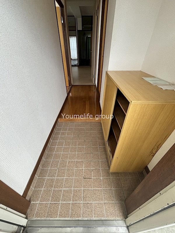 コーポ山室 玄関