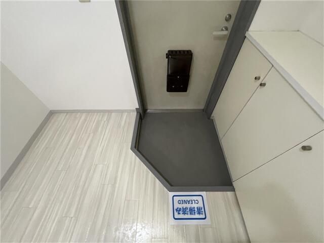 ライフパレット横浜 玄関