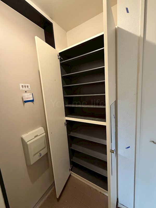 ドミール雪の下 玄関