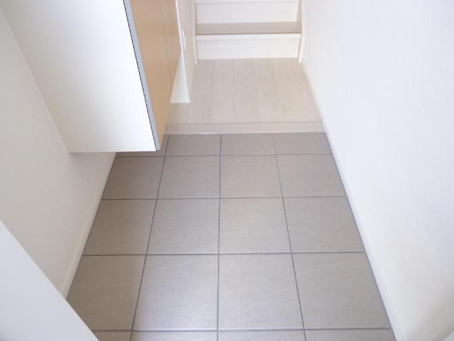 エルアージュ 玄関