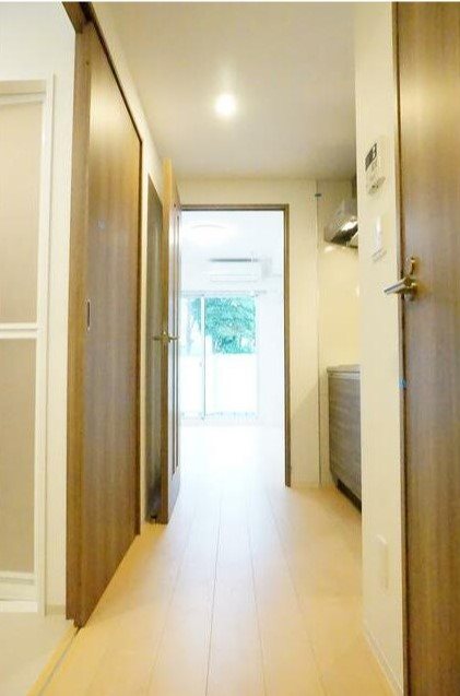 Ｇｌｙｃｉｎｅ（グリシーナ） 玄関