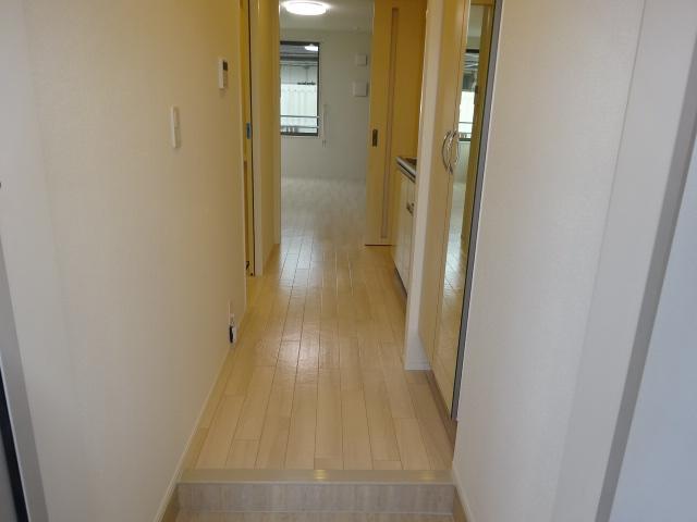 セレッソ鶴巻 玄関