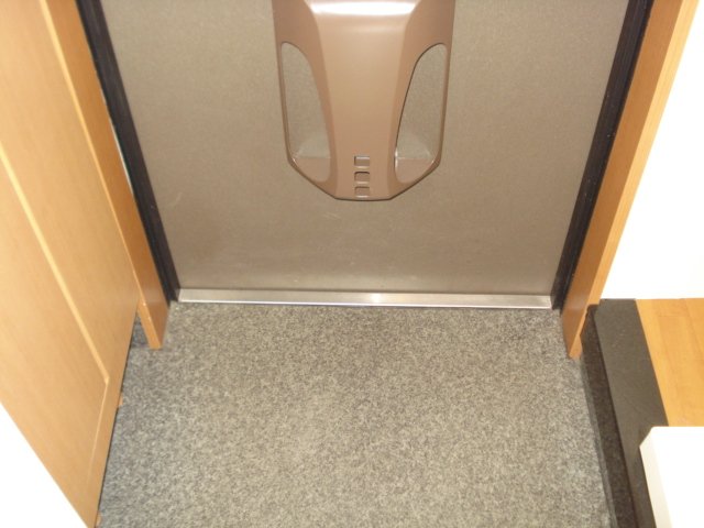 プロニティＲ＆Ｓ 玄関