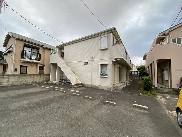 ベルヴィル大磯 駐車場