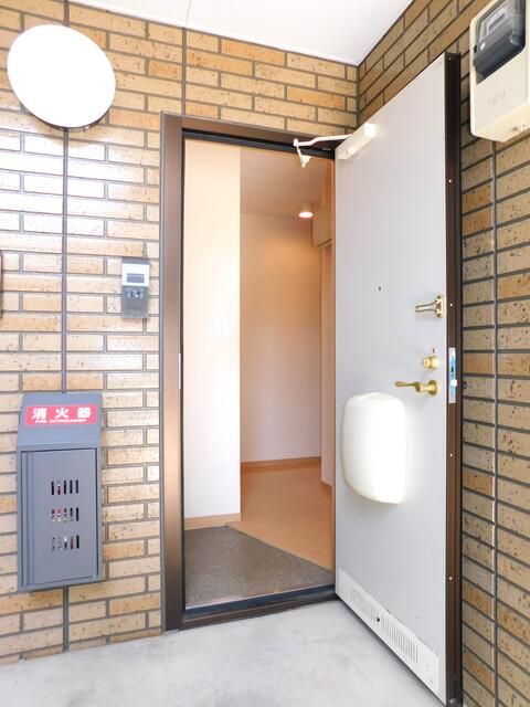 神奈川県座間市相武台１丁目 玄関