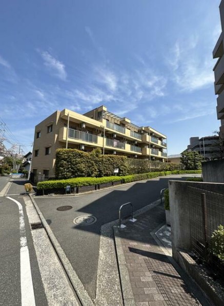 プレミアム戸塚 105号室 外観