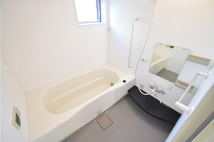 ウイングコート 風呂画像