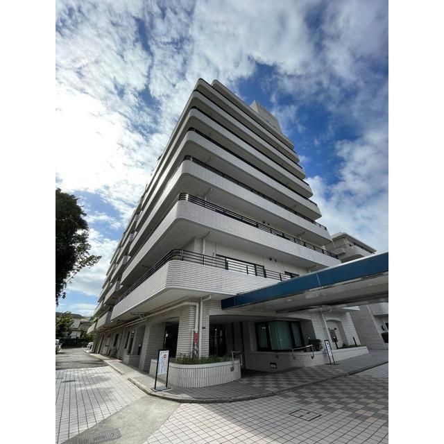 ダイアパレス湘南片瀬山 302号室 外観