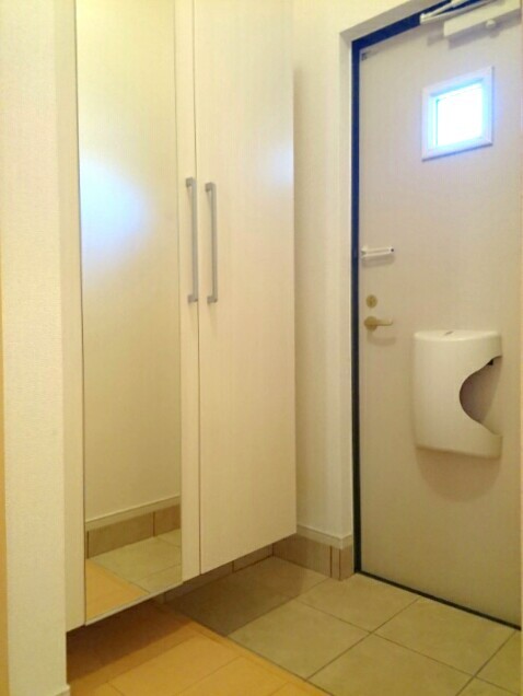 エレガンシア湘南 玄関