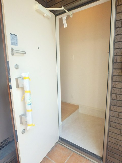 アルヴィータ厚木 玄関