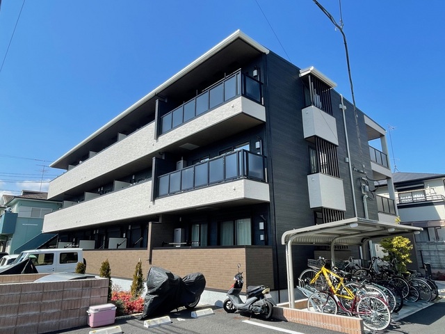 ウィロー 302号室 外観