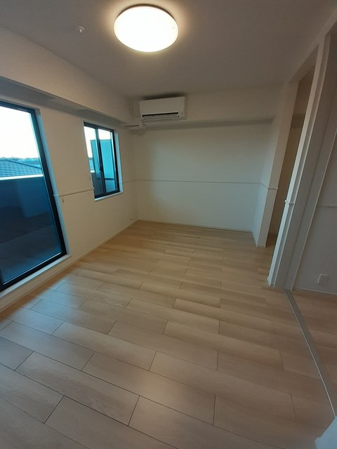 ウィロー リビング