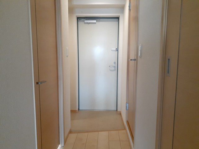 Ｋステージ本厚木 玄関