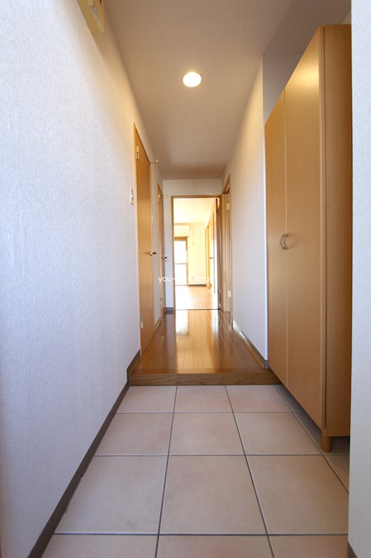 デュー・カルム 玄関