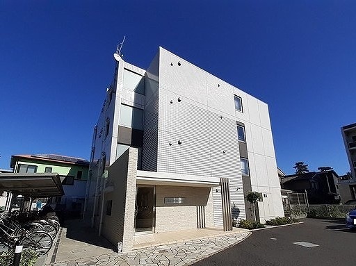 シャンブル湘南Ⅲ 304号室 外観