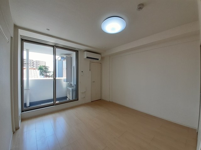 シャンブル湘南Ⅲ リビング