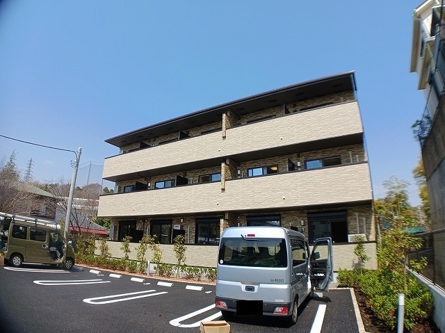 コートヤードⅢ番館 105号室 外観