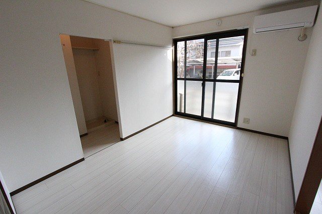 フォートレス大津 リビング