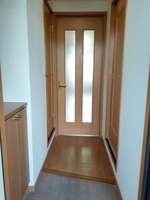 ツインスターＢ 玄関