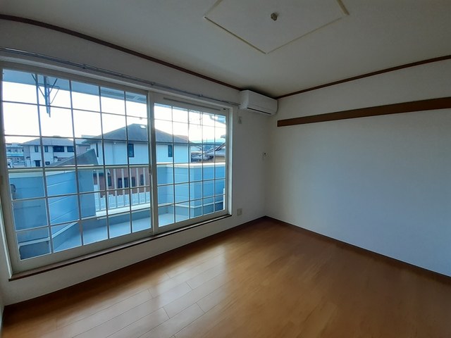 ミレニアム・Ｔ リビング