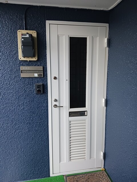 シャトレ湯川Ａ 玄関