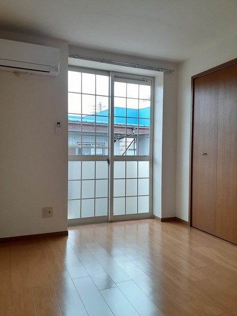 サンライズ曲松 リビング