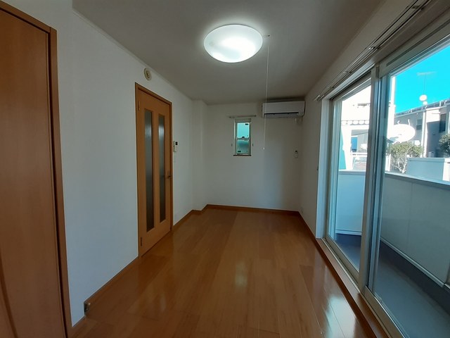 ソレイユ厚木 リビング