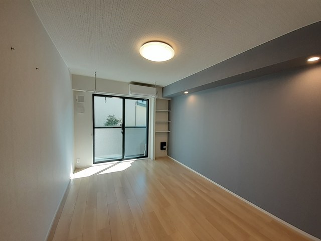 カメリア・ＯＲ リビング