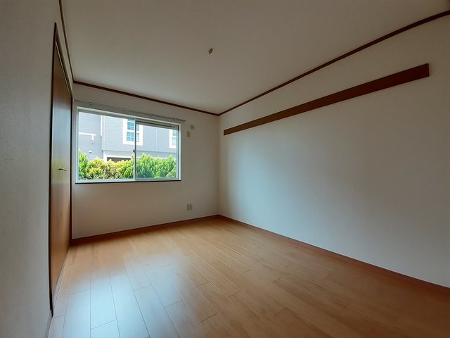 エーデル泉ヶ丘 ベッドルーム