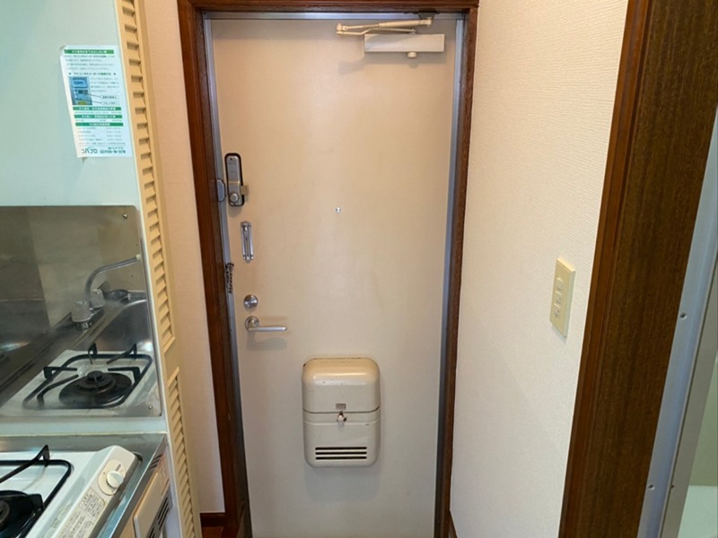 吉原ハイツ 玄関