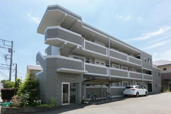 クロノス湘南台 103号室 外観