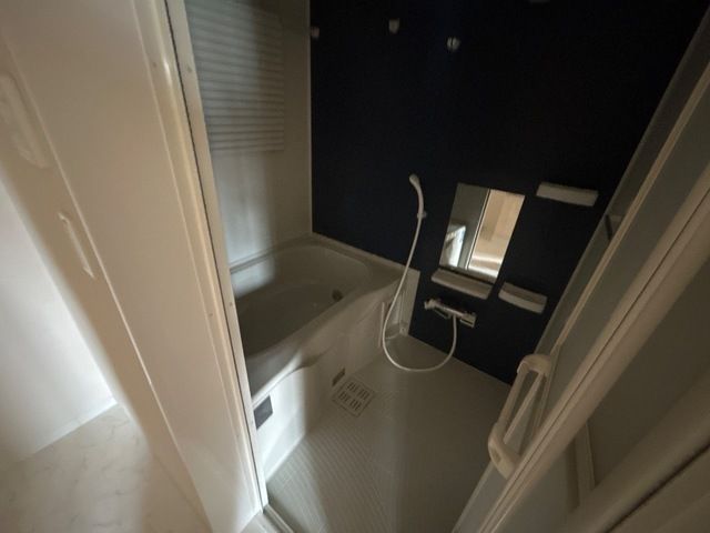 ウイングコート 風呂画像