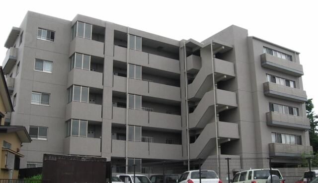 パルク ド スリジェ 401号室 外観